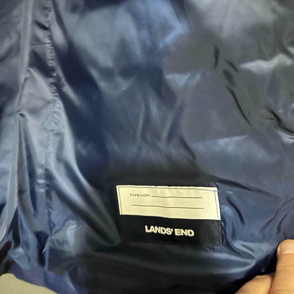 Lands’ End Youth Vest - Picture 5 of 6